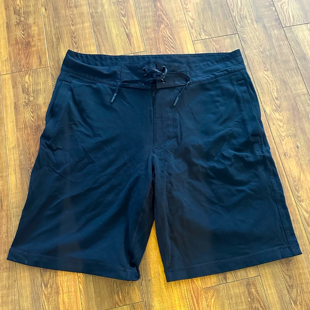 Vintage Lululemon men’s yoga shorts